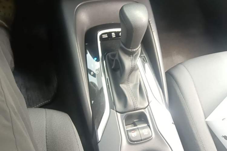 Used Toyota Corolla 2022 Dual-Motor 1.8L E-CVT Pioneer Edition Gear Lever