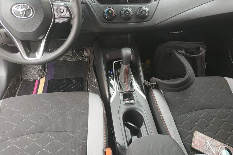 Used Toyota Corolla 2022 1.2T S-CVT Pioneer PLUS Edition Gear Lever