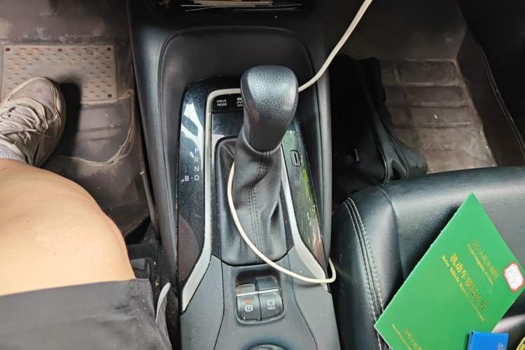 Used Toyota Corolla 2022 Dual-Motor 1.8L E-CVT Pioneer Edition Gear Lever