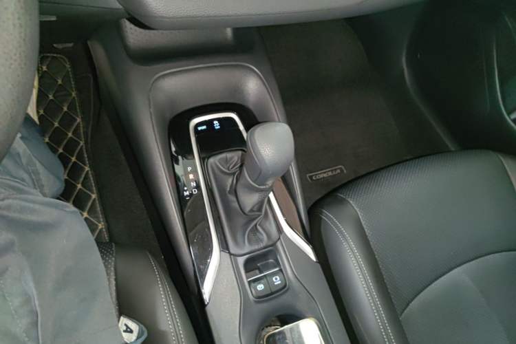 Used Toyota Corolla 2022 TNGA 1.5L CVT Pioneer Edition Gear Lever