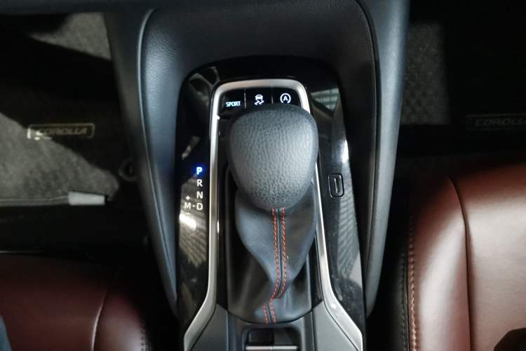 Used Toyota Corolla 2022 1.2T S-CVT Pioneer PLUS Edition Gear Lever