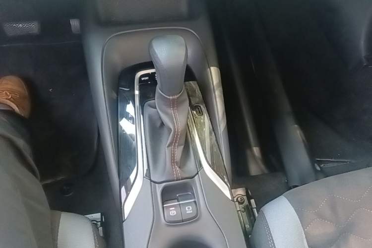Used Toyota Corolla 2022 1.2T S-CVT Pioneer PLUS Edition Gear Lever