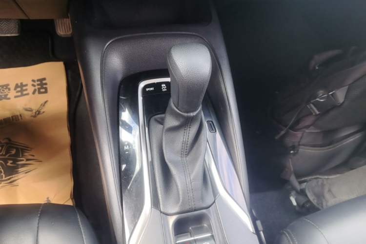 Used Toyota Corolla 2022 TNGA 1.5L CVT Pioneer Edition Gear Lever