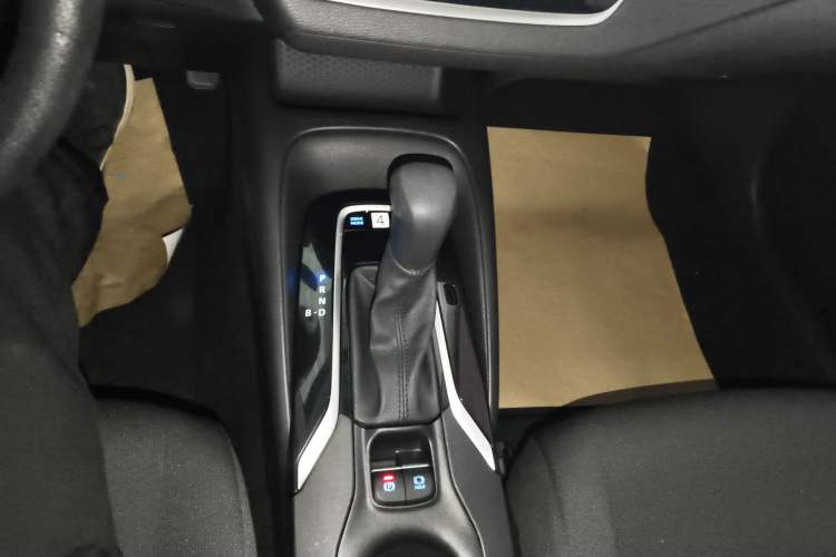 Used Toyota Corolla 2022 Dual-Motor 1.8L E-CVT Pioneer Edition Gear Lever
