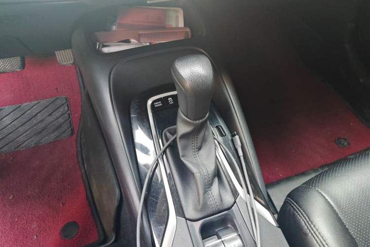 Used Toyota Corolla 2022 Dual-Motor 1.8L E-CVT Pioneer Edition Gear Lever