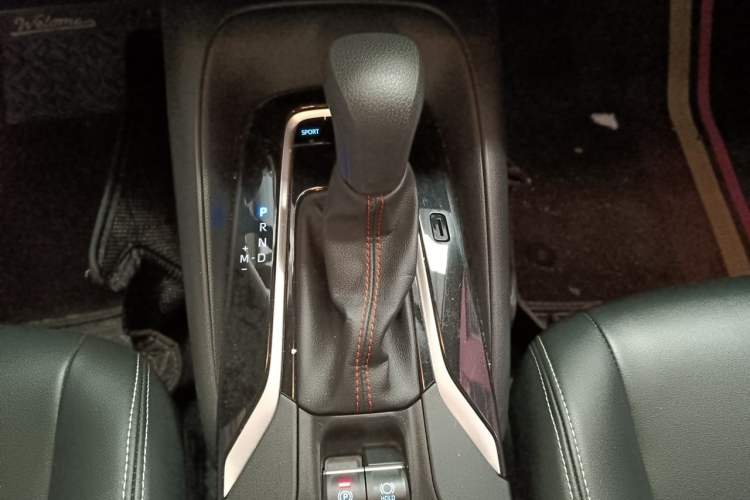 Used Toyota Corolla 2022 1.2T S-CVT Pioneer PLUS Edition Gear Lever