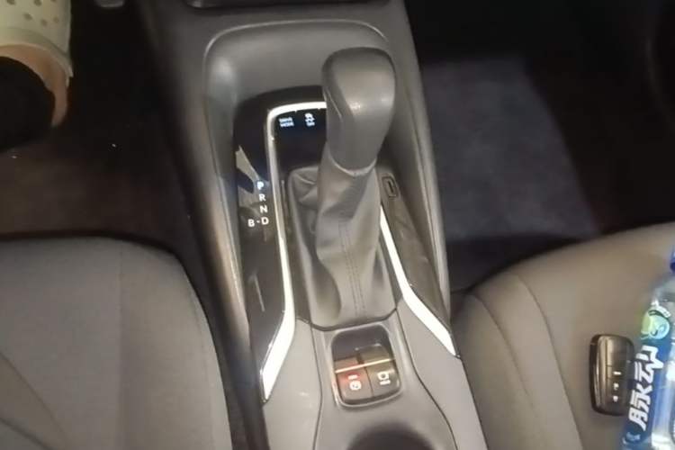 Used Toyota Corolla 2022 Dual-Motor 1.8L E-CVT Pioneer Edition Gear Lever