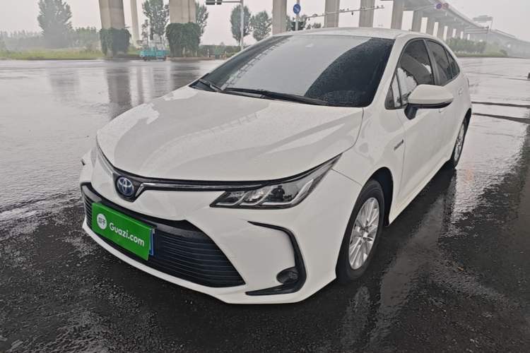 Used Toyota Corolla 2022 Dual-Motor 1.8L E-CVT Pioneer Edition Guazi used car, China used car export, Used car for sale, Used  cars, Cheapest cars for sale