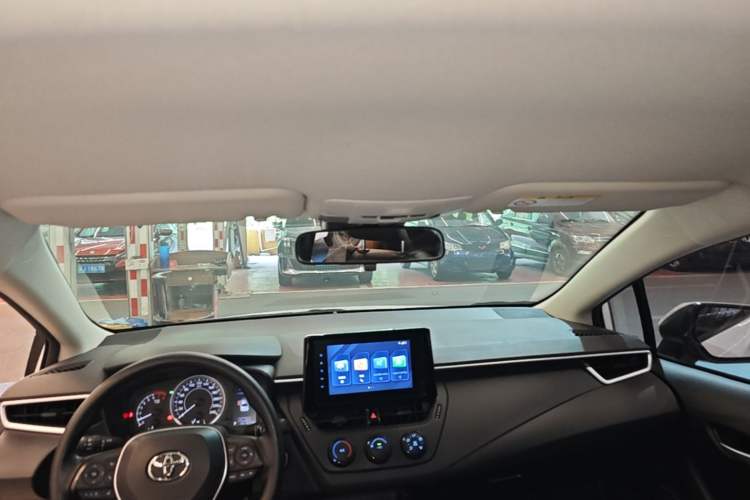 Used Toyota Corolla 2022 1.2T S-CVT Pioneer PLUS Edition Headliner