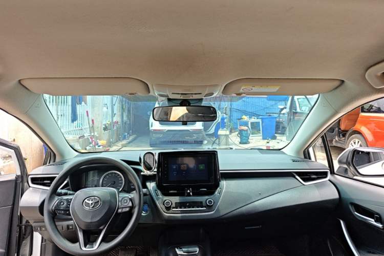 Used Toyota Corolla 2022 Dual-Motor 1.8L E-CVT Pioneer Edition Headliner