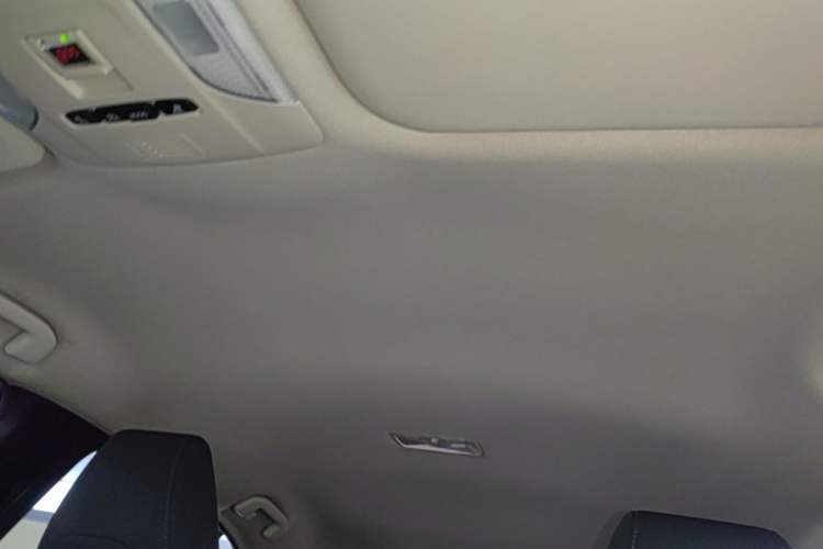 Used Toyota Corolla 2022 Dual-Motor 1.8L E-CVT Pioneer Edition Headliner