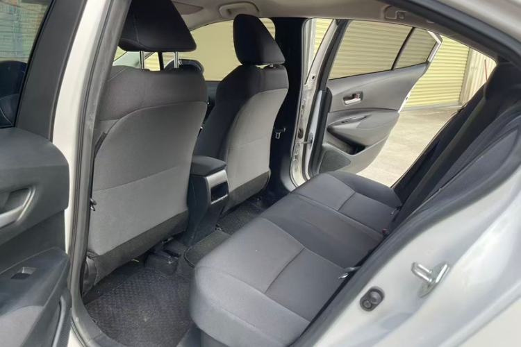 Used Toyota Corolla 2022 Dual-Motor 1.8L E-CVT Pioneer Edition Interior 3