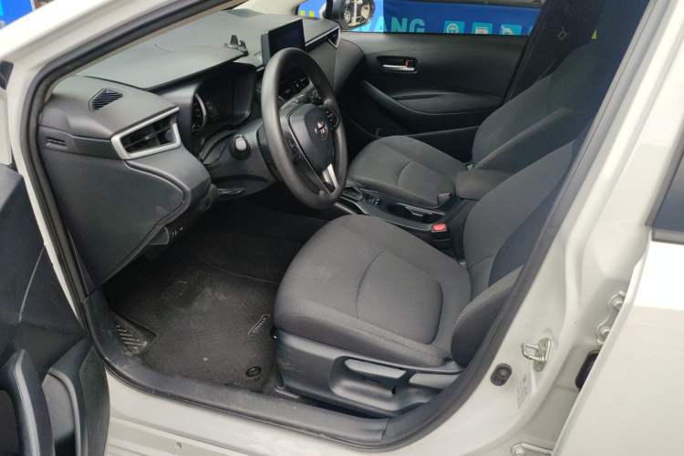 Used Toyota Corolla 2022 TNGA 1.5L CVT Pioneer Edition Interior 3