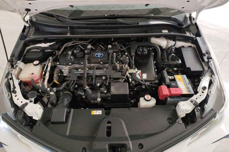Used Toyota Corolla 2022 Dual-Motor 1.8L E-CVT Pioneer Edition Interior 9