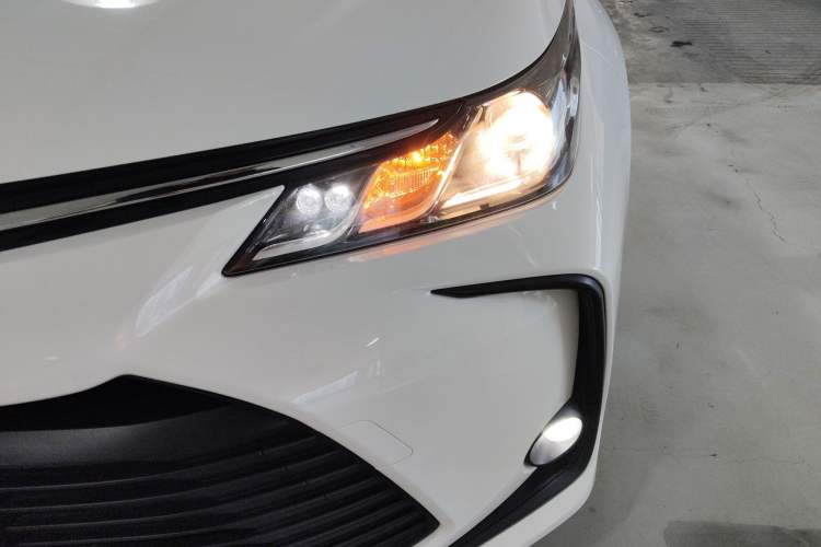 Used Toyota Corolla 2022 1.2T S-CVT Pioneer PLUS Edition Left Front Headlight