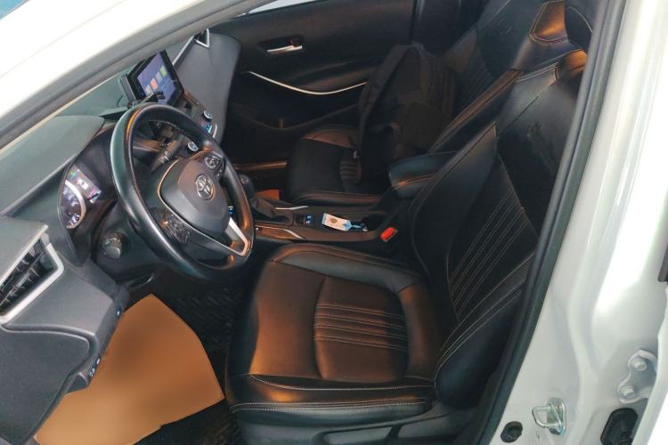 Used Toyota Corolla 2022 Dual-Motor 1.8L E-CVT Pioneer Edition Left Front Seat