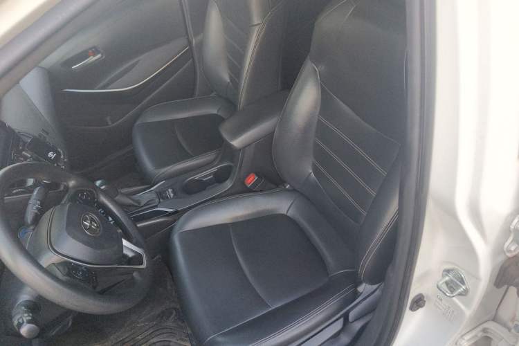 Used Toyota Corolla 2022 Dual-Motor 1.8L E-CVT Pioneer Edition Left Front Seat