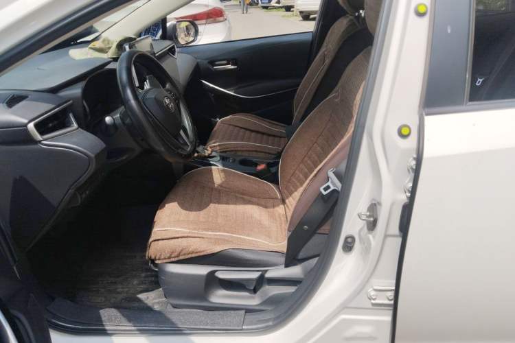 Used Toyota Corolla 2022 Dual-Motor 1.8L E-CVT Pioneer Edition Left Front Seat
