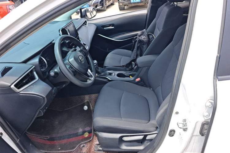 Used Toyota Corolla 2022 Dual-Motor 1.8L E-CVT Pioneer Edition Left Front Seat