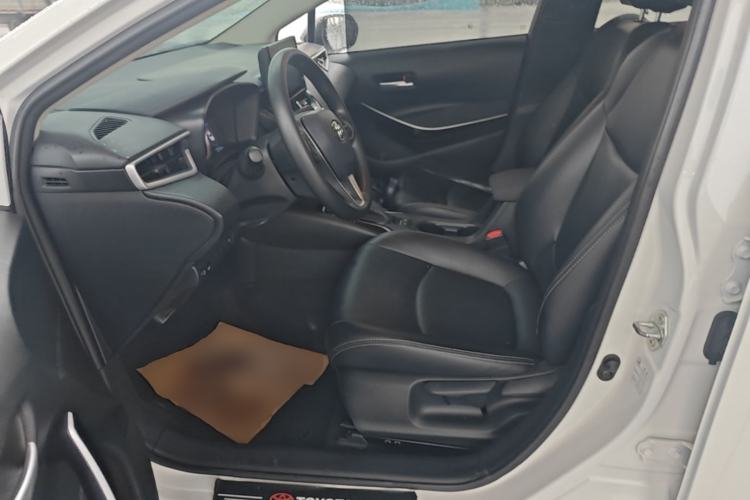 Used Toyota Corolla 2022 Dual-Motor 1.8L E-CVT Pioneer Edition Left Front Seat