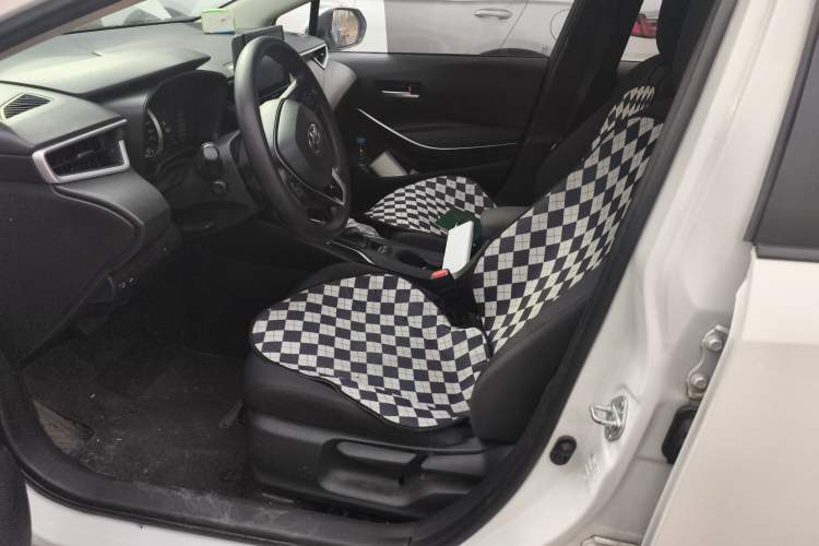 Used Toyota Corolla 2022 Dual-Motor 1.8L E-CVT Pioneer Edition Left Front Seat
