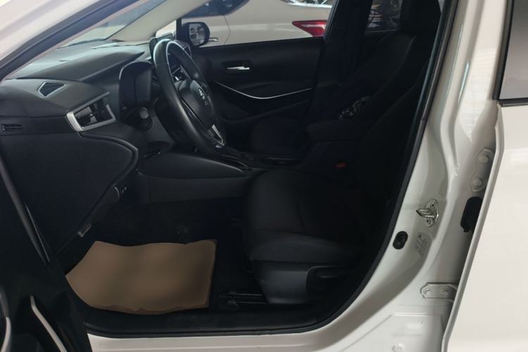 Used Toyota Corolla 2022 Dual-Motor 1.8L E-CVT Pioneer Edition Left Front Seat