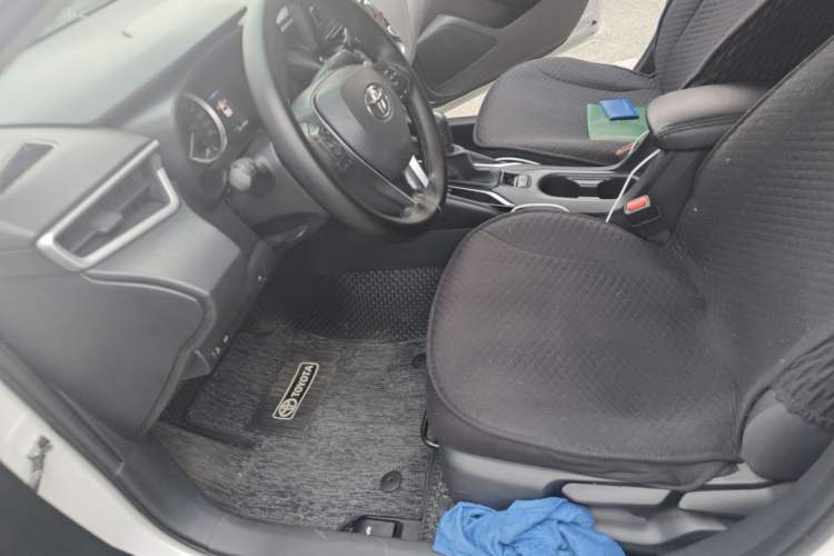 Used Toyota Corolla 2022 Dual-Motor 1.8L E-CVT Pioneer Edition Left Front Seat