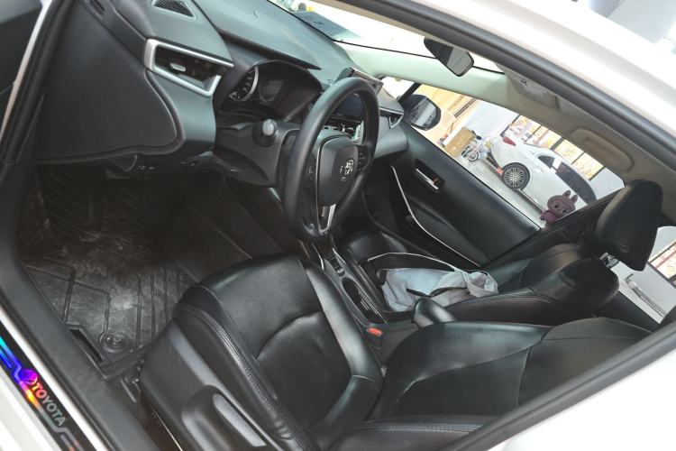 Used Toyota Corolla 2022 Dual-Motor 1.8L E-CVT Pioneer Edition Left Front Seat