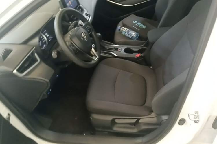 Used Toyota Corolla 2022 Dual-Motor 1.8L E-CVT Pioneer Edition Left Front Seat