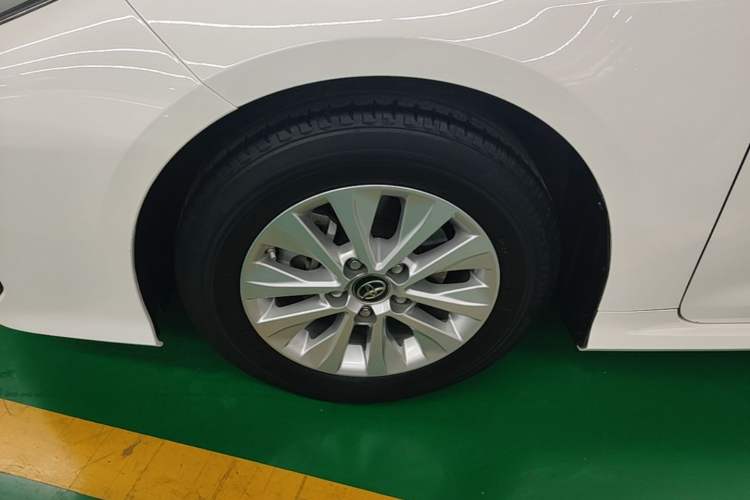 Used Toyota Corolla 2022 TNGA 1.5L CVT Pioneer Edition Left Front Wheel Hub