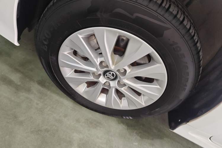 Used Toyota Corolla 2022 1.2T S-CVT Pioneer PLUS Edition Left Front Wheel Hub