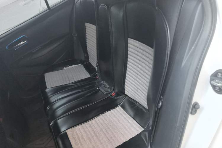 Used Toyota Corolla 2022 Dual-Motor 1.8L E-CVT Pioneer Edition Left Rear Seat