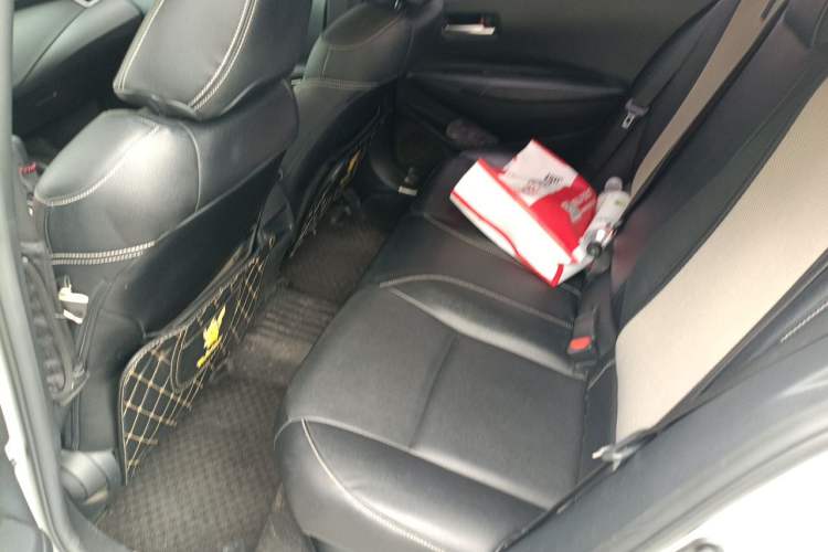 Used Toyota Corolla 2022 Dual-Motor 1.8L E-CVT Pioneer Edition Left Rear Seat