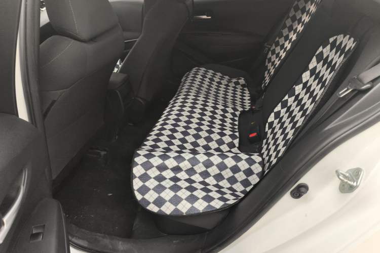 Used Toyota Corolla 2022 Dual-Motor 1.8L E-CVT Pioneer Edition Left Rear Seat