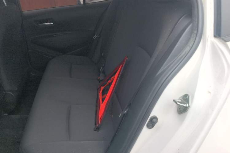 Used Toyota Corolla 2022 Dual-Motor 1.8L E-CVT Pioneer Edition Left Rear Seat
