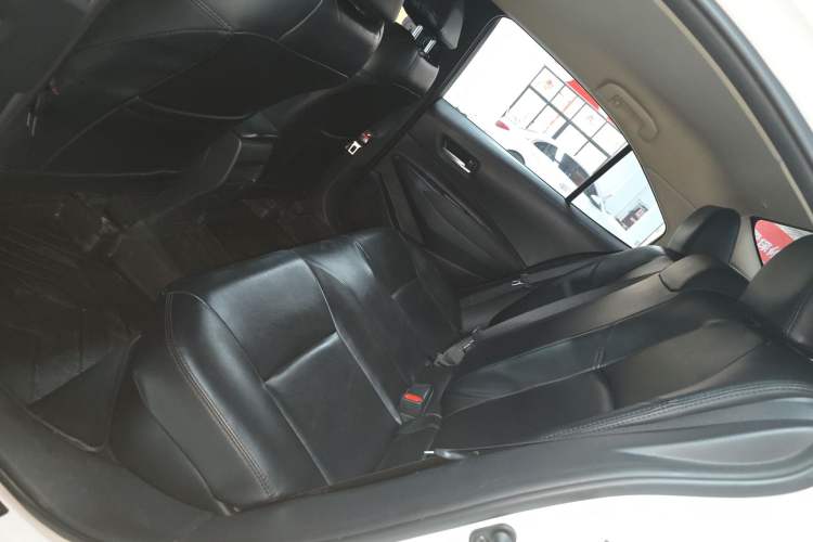 Used Toyota Corolla 2022 Dual-Motor 1.8L E-CVT Pioneer Edition Left Rear Seat
