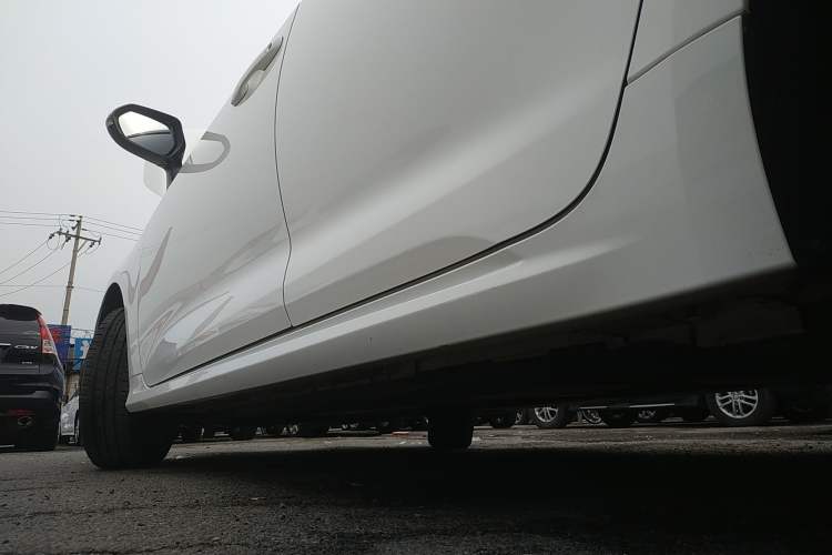 Used Toyota Corolla 2022 1.2T S-CVT Pioneer PLUS Edition Left Side Sill