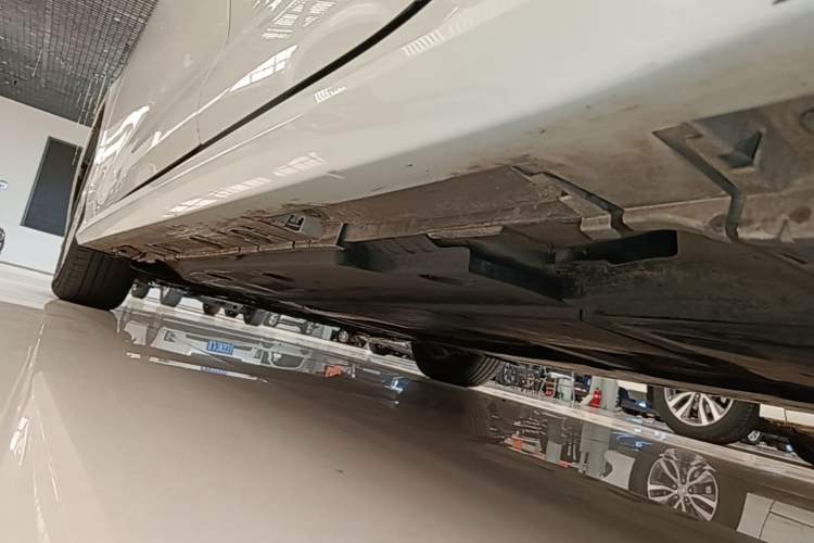 Used Toyota Corolla 2022 TNGA 1.5L CVT Pioneer Edition Left Side Sill