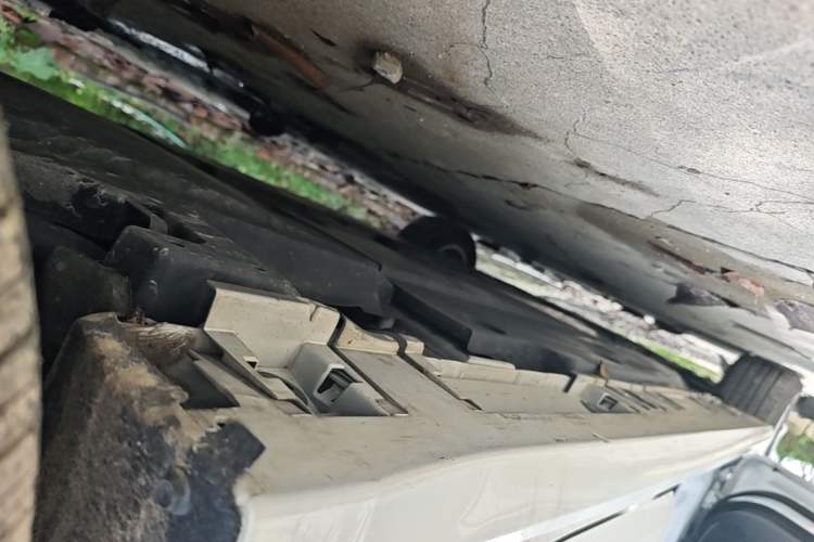 Used Toyota Corolla 2022 1.2T S-CVT Pioneer PLUS Edition Left Side Sill
