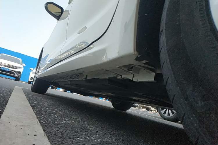 Used Toyota Corolla 2022 1.2T S-CVT Pioneer PLUS Edition Left Side Sill