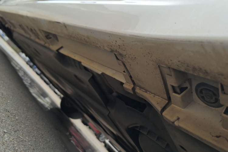Used Toyota Corolla 2022 Dual-Motor 1.8L E-CVT Pioneer Edition Left Side Sill