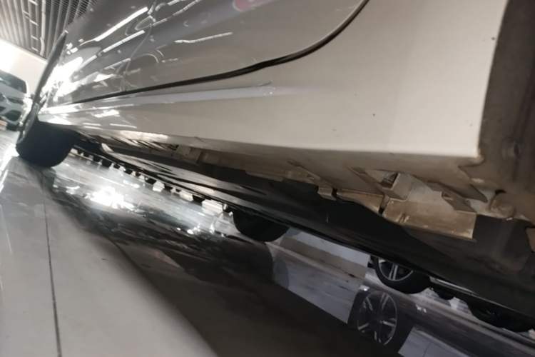 Used Toyota Corolla 2022 1.2T S-CVT Pioneer PLUS Edition Left Side Sill