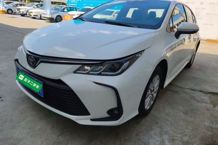 Ojetý Toyota Corolla 2022 1.2T S-CVT Pioneer PLUS Edition Guazi used car, China used car export, Used car for sale, Used cars, Cheapest cars for sale