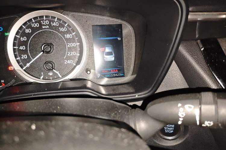 Used Toyota Corolla 2022 1.2T S-CVT Pioneer PLUS Edition Odometer Close Up
