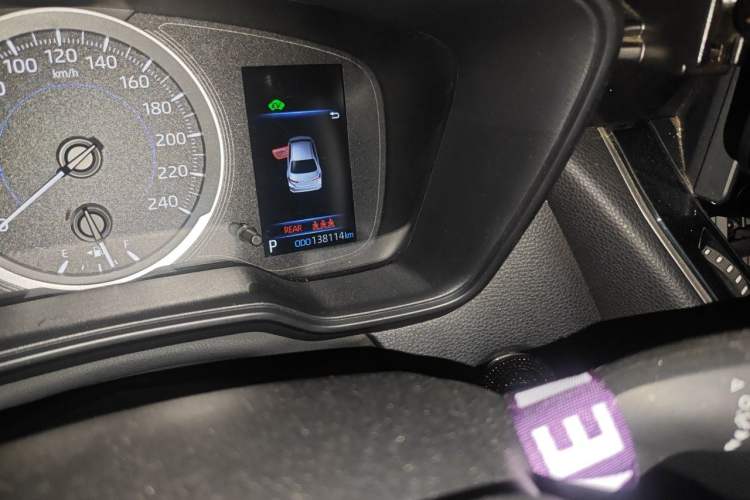 Used Toyota Corolla 2022 Dual-Motor 1.8L E-CVT Pioneer Edition Odometer Close Up