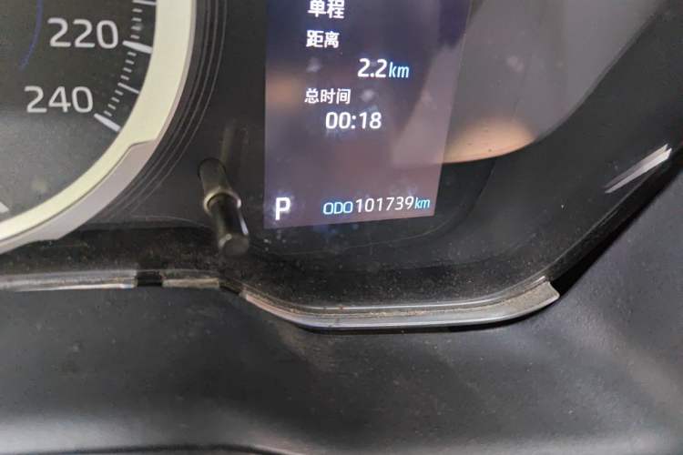 Used Toyota Corolla 2022 Dual-Motor 1.8L E-CVT Pioneer Edition Odometer Close Up