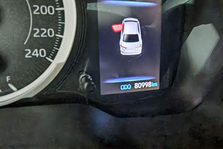Used Toyota Corolla 2022 1.2T S-CVT Pioneer PLUS Edition Odometer Close Up