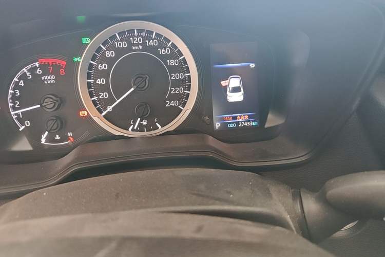 Used Toyota Corolla 2022 1.2T S-CVT Pioneer PLUS Edition Odometer Close Up