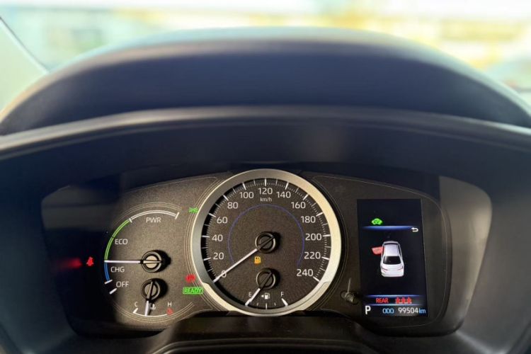 Used Toyota Corolla 2022 Dual-Motor 1.8L E-CVT Pioneer Edition Odometer Close Up