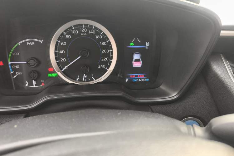 Used Toyota Corolla 2022 Dual-Motor 1.8L E-CVT Pioneer Edition Odometer Close Up